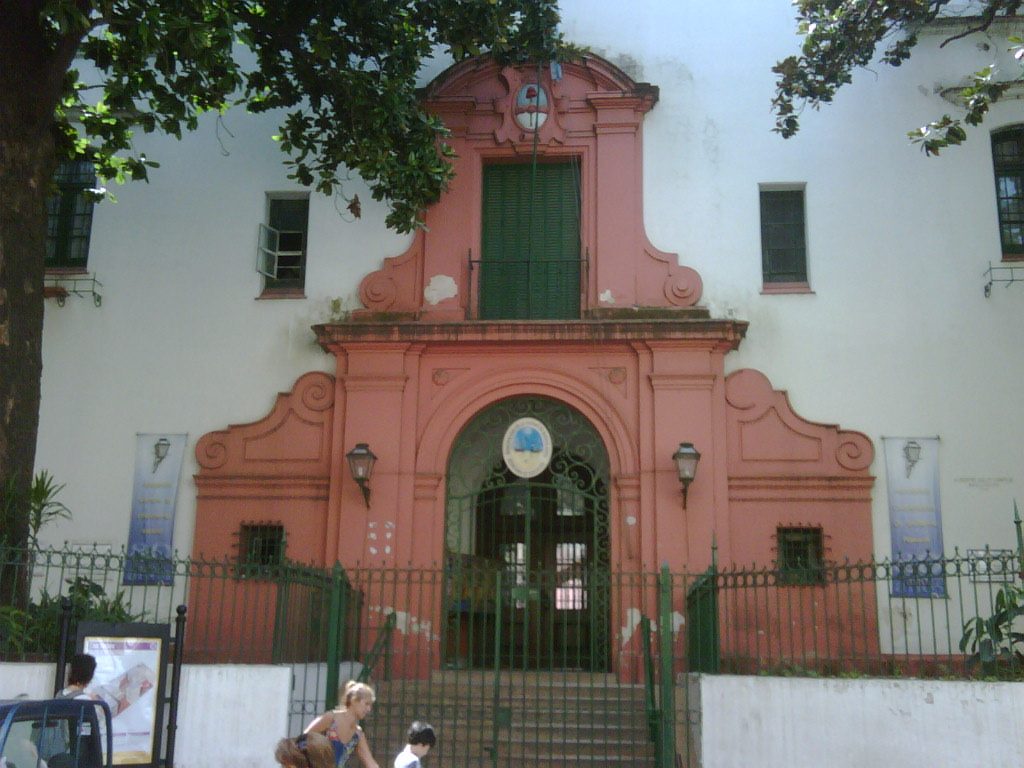 Escuela%20Dr%20Guillermo%20Rawson%2C%20Buenos%20Aires%20-%2001.jpg